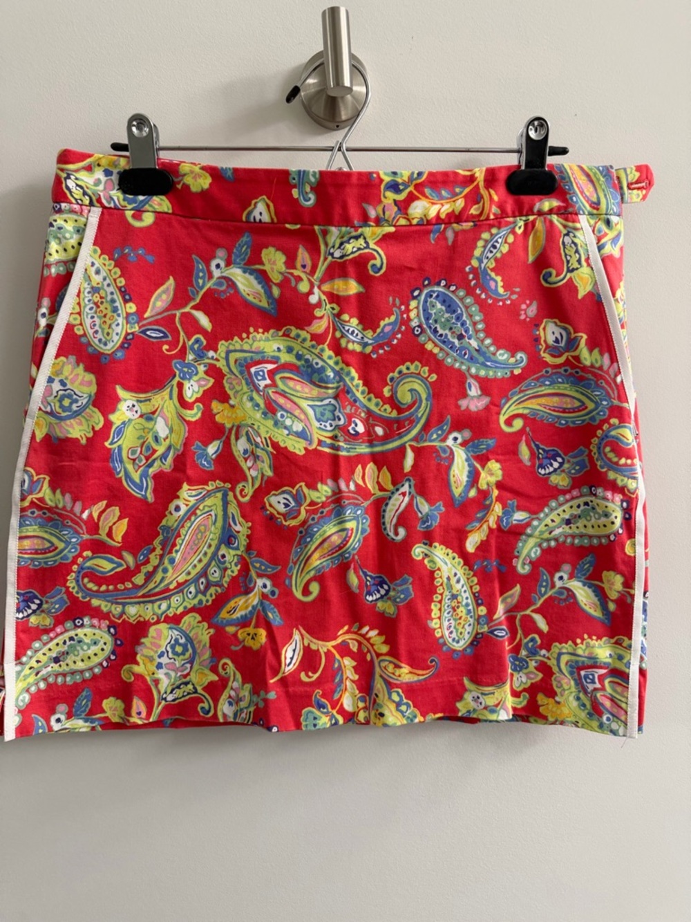 Polo golf Ralph Lauren- Size 8. Paisley design, white piping on each side.